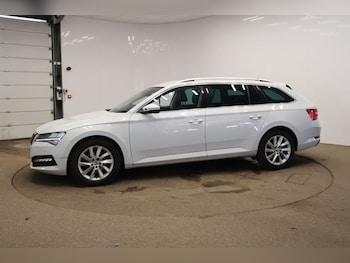 Used Skoda Superb 2022 for sale - 78349528: Photo