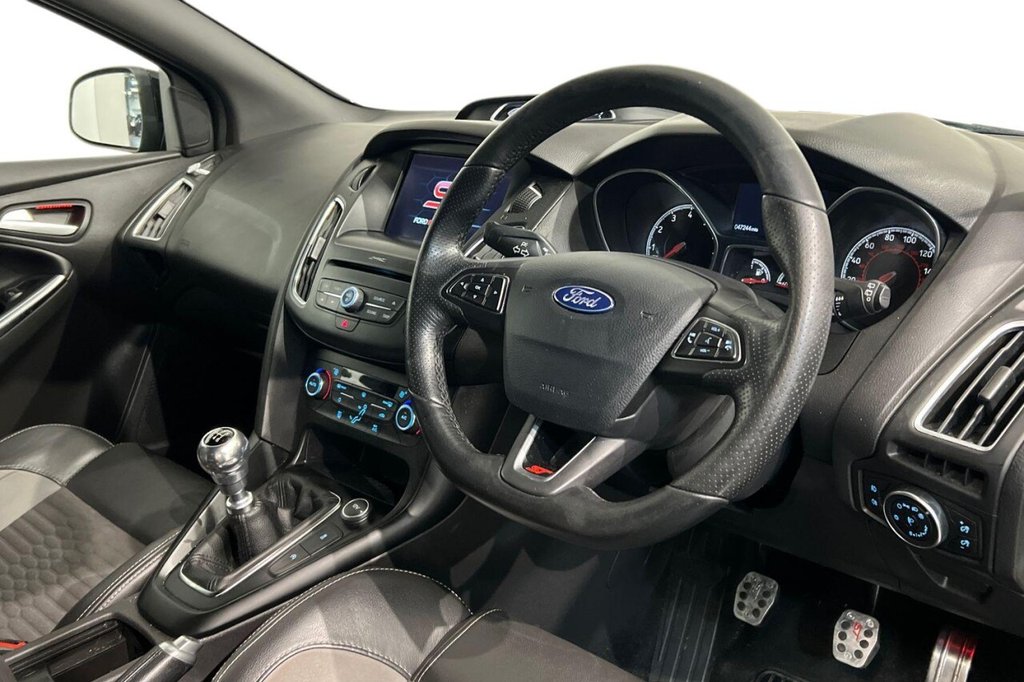 Used Ford Focus 2017 for sale - 77333045: Photo 9