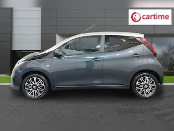 Used Toyota AYGO 2020 for sale - 76535906: Photo