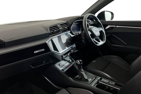 Used Audi Q3 2023 for sale - 75236321: Photo 11