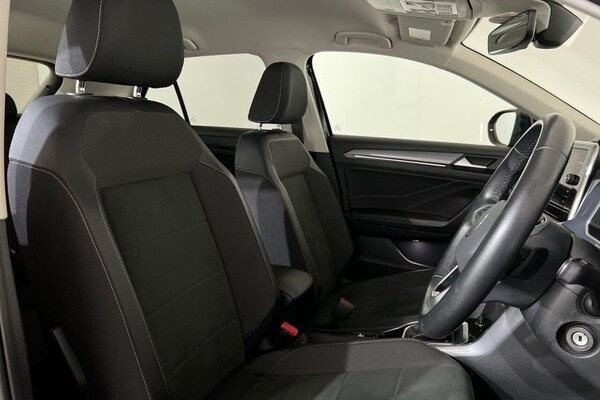 Used Volkswagen T-Roc 2022 for sale - 75704208: Photo 21