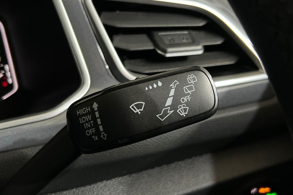 Used Volkswagen T-Roc 2022 for sale - 75704208: Photo 27