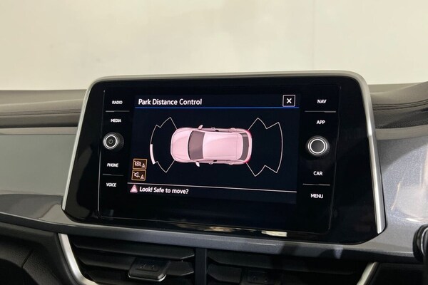 Used Volkswagen T-Roc 2022 for sale - 75704208: Photo 28