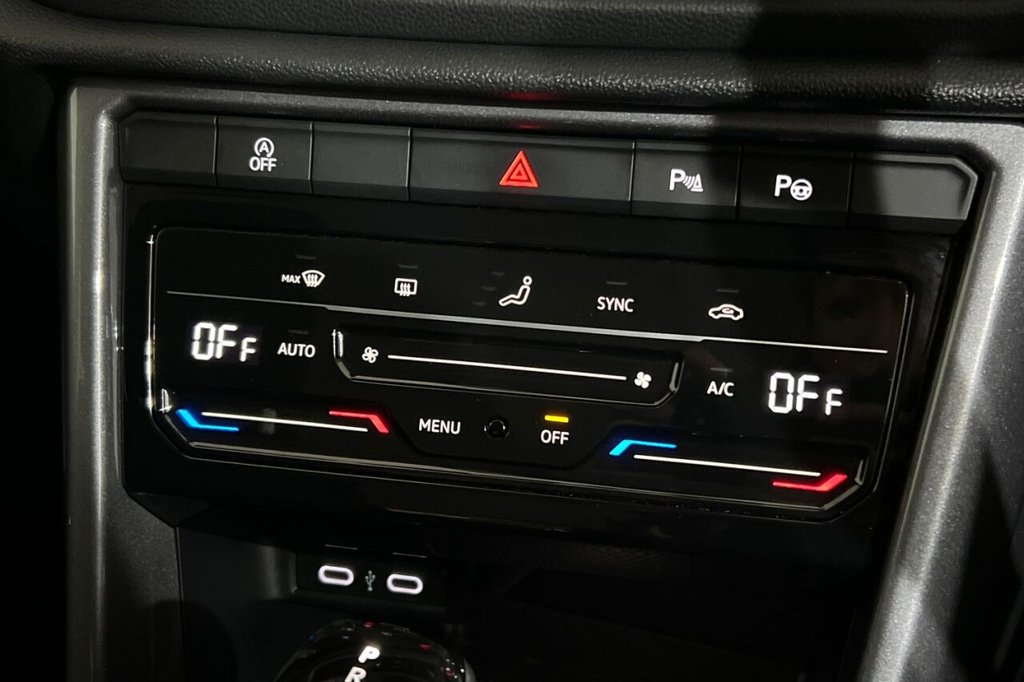 Used Volkswagen T-Roc 2022 for sale - 75704208: Photo 33