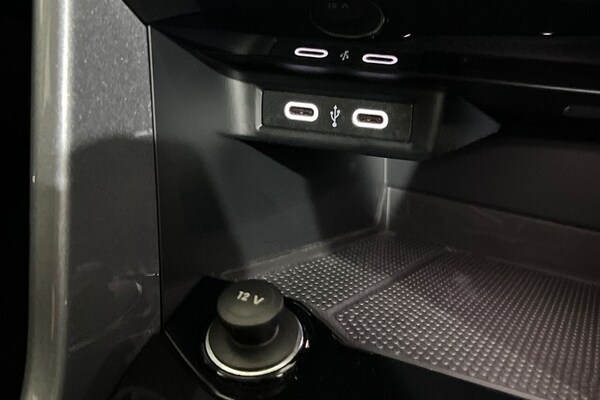 Used Volkswagen T-Roc 2022 for sale - 75704208: Photo 35