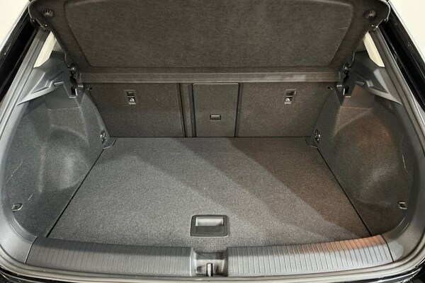 Used Volkswagen T-Roc 2022 for sale - 75704208: Photo 41