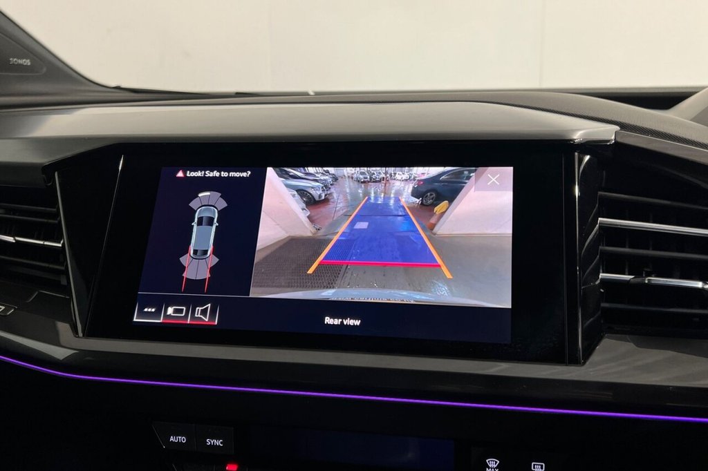 Used Audi Q4 e-tron 2022 for sale - 76454053: Photo 32