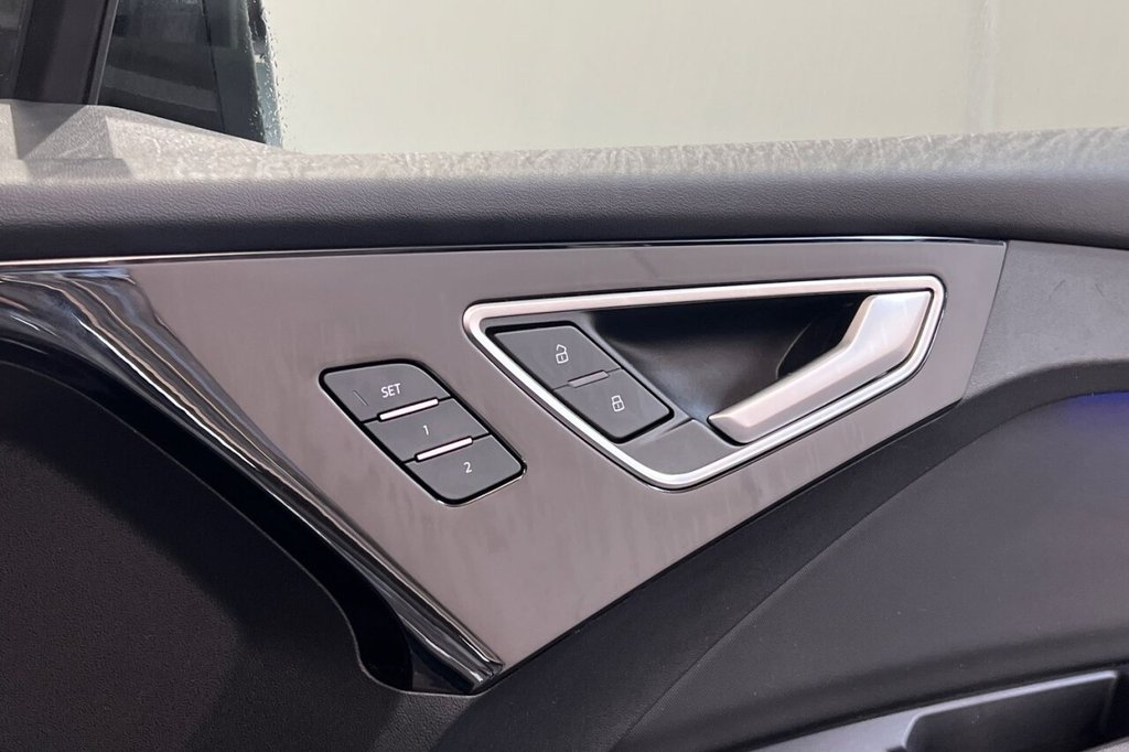 Used Audi Q4 e-tron 2022 for sale - 76454053: Photo 45