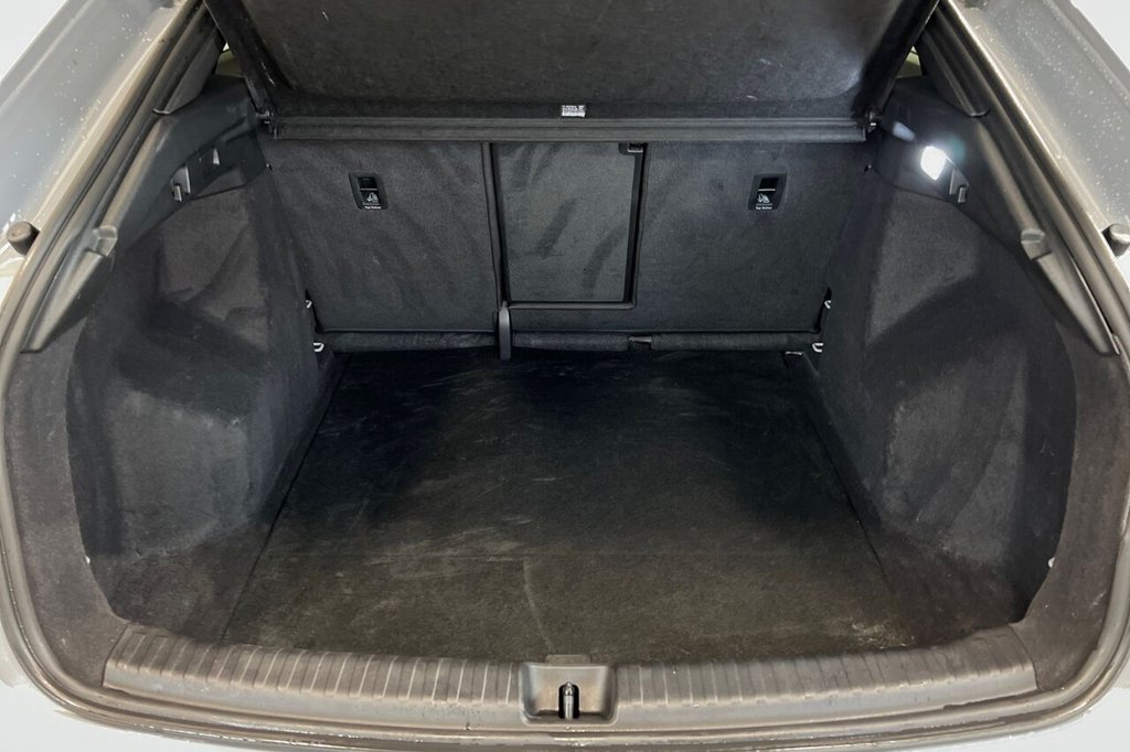 Used Audi Q4 e-tron 2022 for sale - 76454053: Photo 49