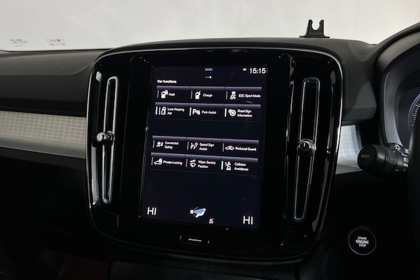 Used Volvo XC40 2021 for sale - 76124240: Photo 19