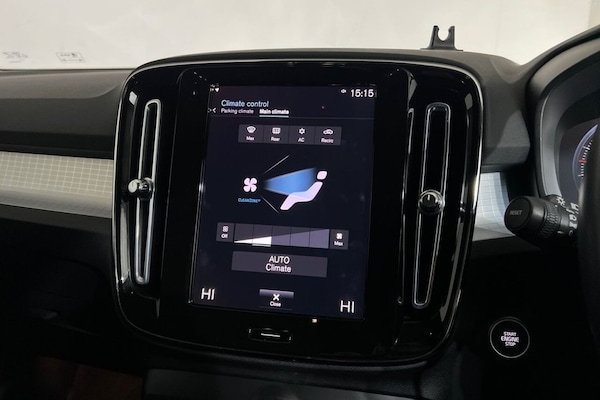 Used Volvo XC40 2021 for sale - 76124240: Photo 20