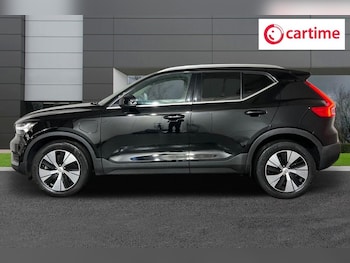 Used Volvo XC40 2021 for sale - 76124240: Photo 3