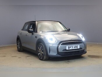 2022 (71) - 1.5 Cooper Classic 5dr