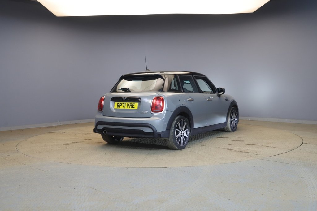 Used MINI Hatch 2022 for sale - 77655196: Photo 2