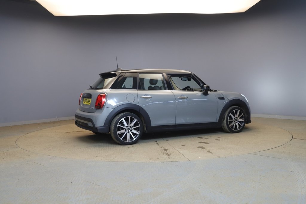 Used MINI Hatch 2022 for sale - 77655196: Photo 3
