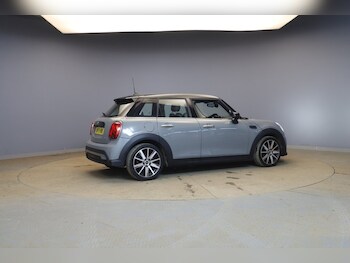 Used MINI Hatch 2022 for sale - 77655196: Photo