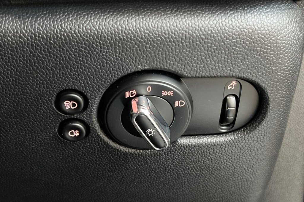 Used MINI Hatch 2022 for sale - 77655196: Photo 40