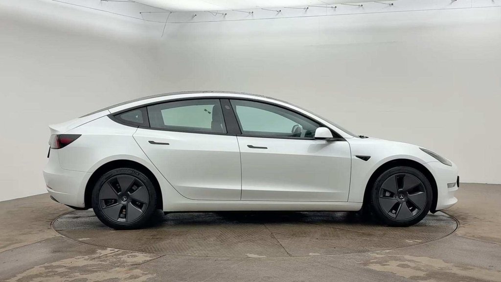 Used Tesla Model 3 2023 for sale - 77719875: Photo 3