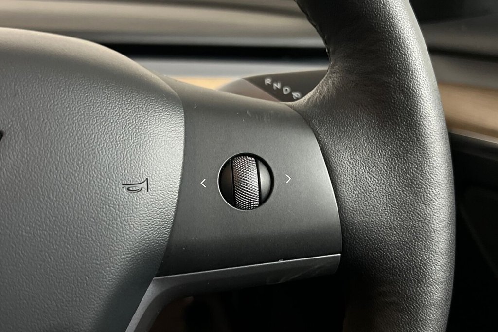 Used Tesla Model 3 2022 for sale - 76040201: Photo 17
