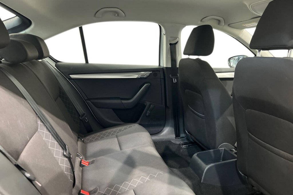 Used Skoda Octavia 2017 for sale - 76590884: Photo 10