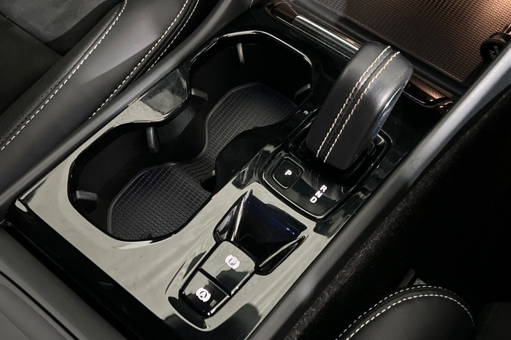 Used Volvo XC40 2020 for sale - 76740030: Photo 37