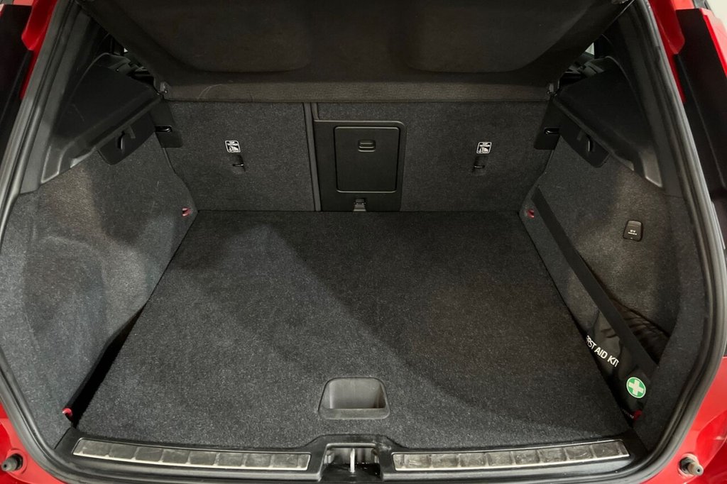 Used Volvo XC40 2020 for sale - 76740030: Photo 42