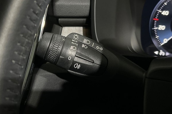 Used Volvo XC40 2020 for sale - 76190774: Photo 31
