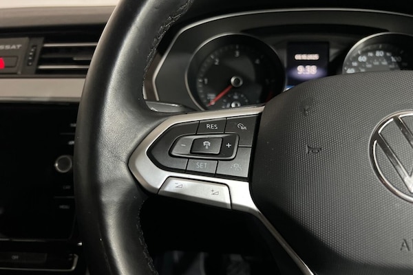 Used Volkswagen Passat 2022 for sale - 76154491: Photo 17