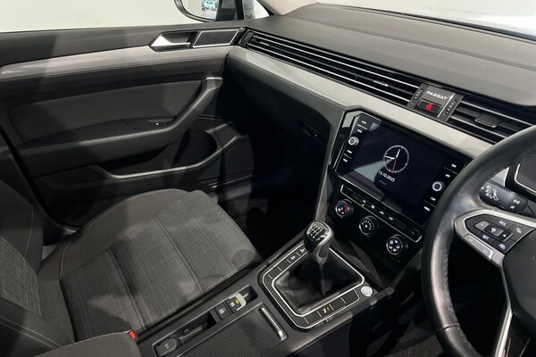 Used Volkswagen Passat 2022 for sale - 76154491: Photo 30