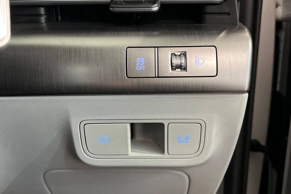 Used Hyundai KONA 2023 for sale - 76582506: Photo 42