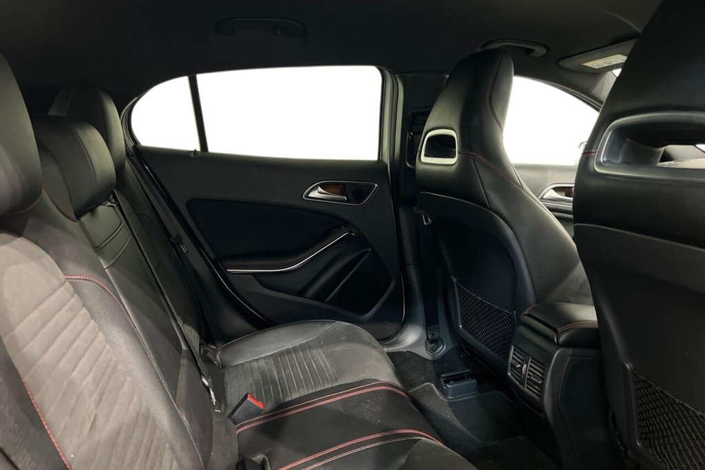 Used Mercedes-Benz GLA 2015 for sale - 76396006: Photo 10