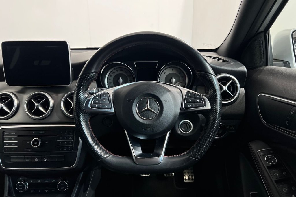 Used Mercedes-Benz GLA 2015 for sale - 76396006: Photo 15