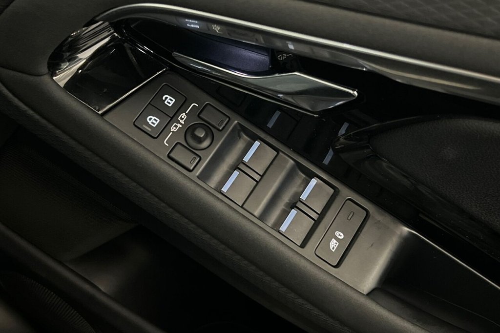 Used Land Rover Range Rover Evoque 2023 for sale - 76914752: Photo 40