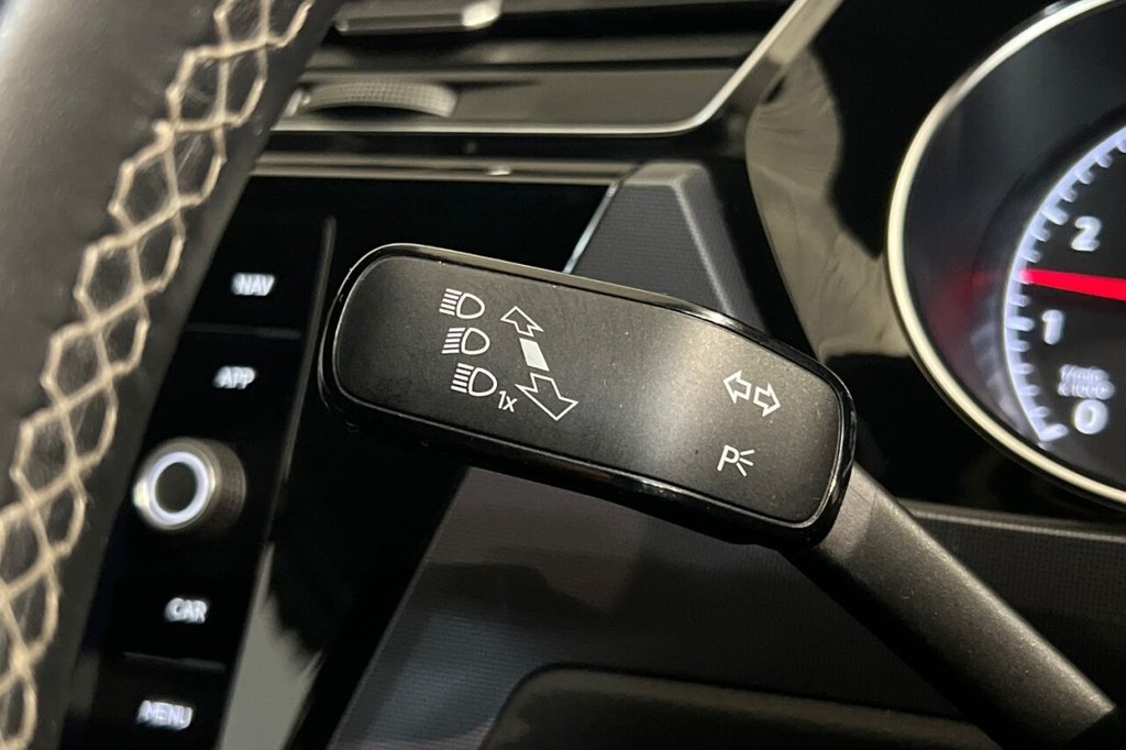 Used Volkswagen Touran 2020 for sale - 76528709: Photo 27