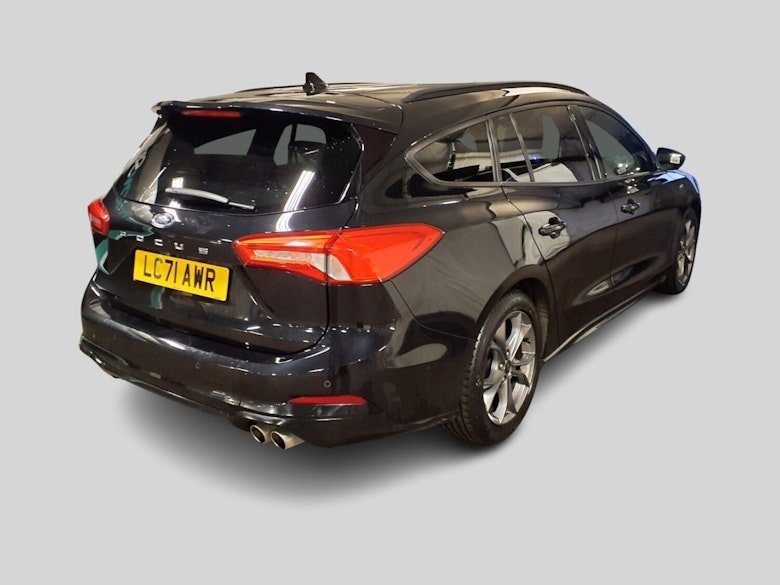 Used Ford Focus 2021 for sale - 76923890: Photo 2