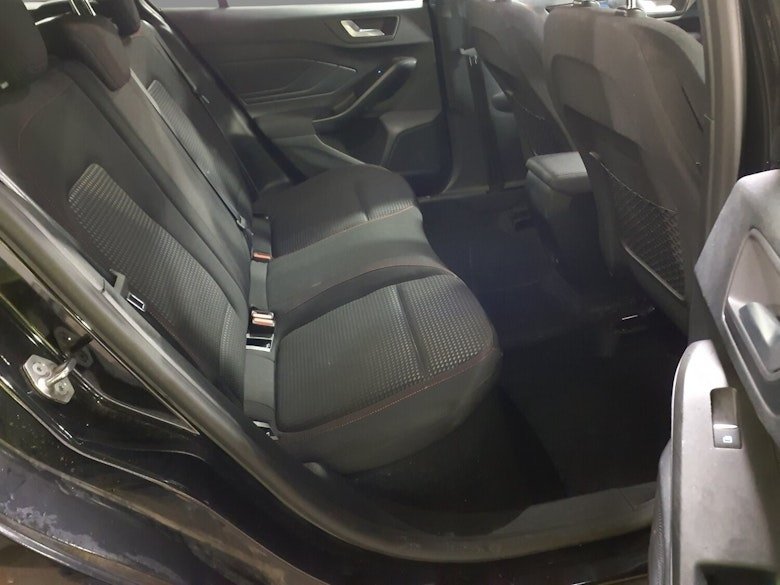 Used Ford Focus 2021 for sale - 76923890: Photo 9