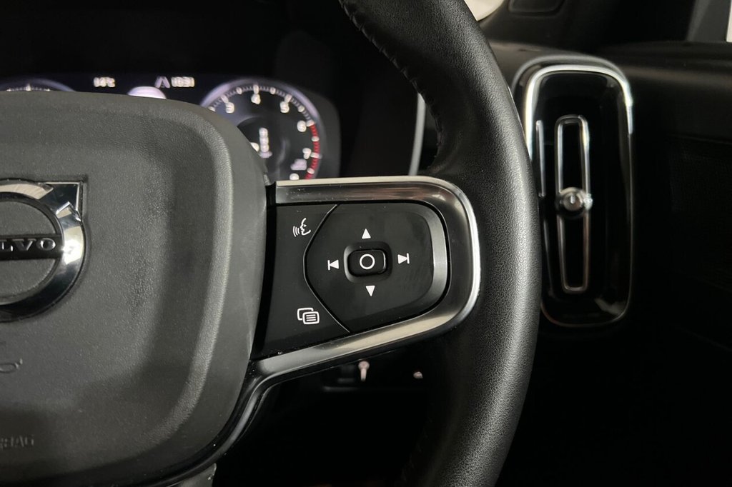 Used Volvo XC40 2020 for sale - 75877351: Photo 19