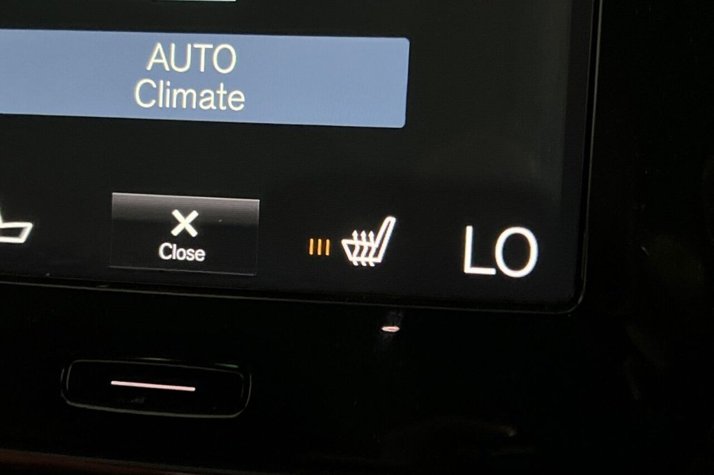 Used Volvo XC40 2020 for sale - 75877351: Photo 24