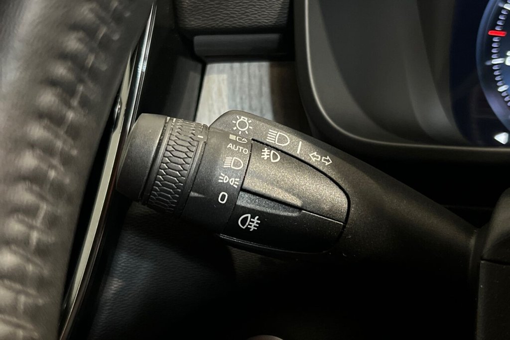 Used Volvo XC40 2020 for sale - 75877351: Photo 33