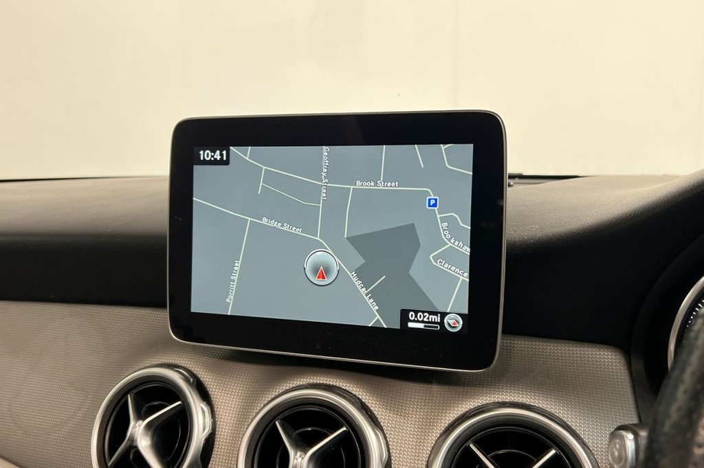 Used Mercedes-Benz GLA 2018 for sale - 76999163: Photo 18