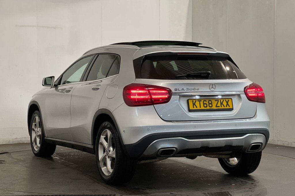 Used Mercedes-Benz GLA 2018 for sale - 76999163: Photo 22