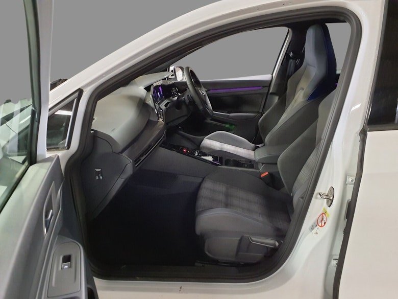 Used Volkswagen Golf 2023 for sale - 77880025: Photo 5