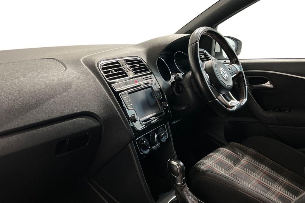 Used Volkswagen Polo 2017 for sale - 77805893: Photo 11