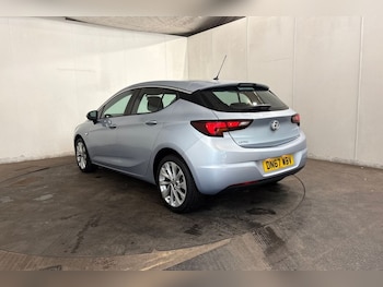 Used Vauxhall Astra 2017 for sale - 79422167: Photo
