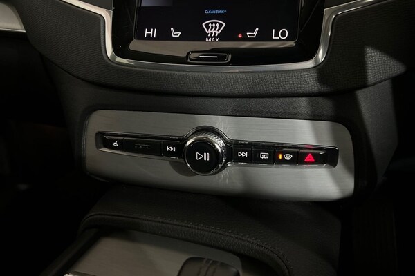 Used Volvo XC90 2020 for sale - 76185242: Photo 35