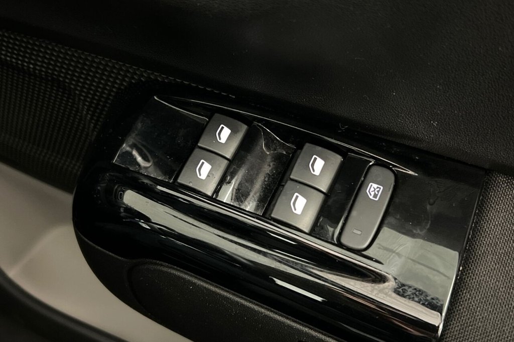 Used Citroen C3 2019 for sale - 76768668: Photo 37