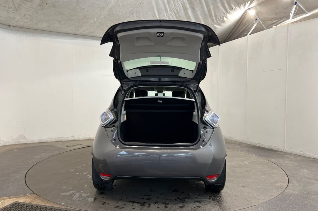 Used Renault Zoe 2017 for sale - 78096297: Photo 42