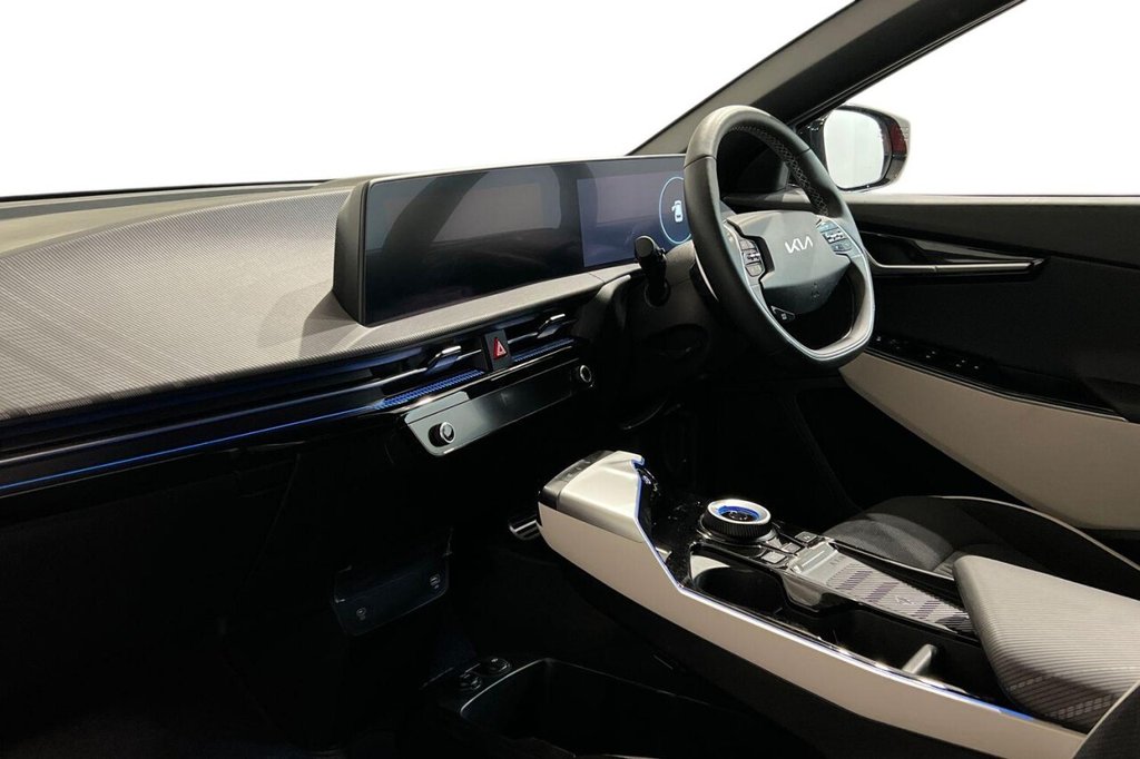 Used Kia EV6 2024 for sale - 76430106: Photo 11