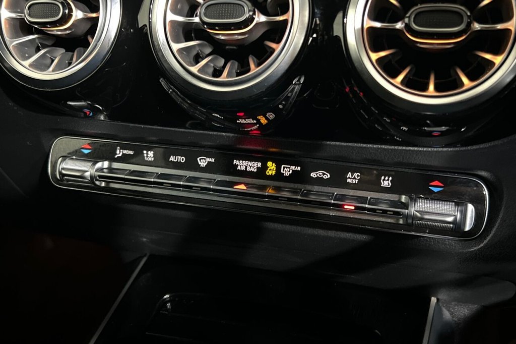 Used Mercedes-Benz GLA 2023 for sale - 76999235: Photo 33