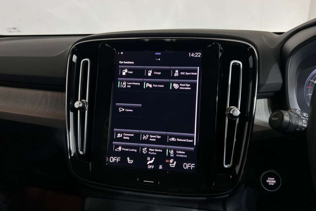 Used Volvo XC40 2021 for sale - 75896417: Photo 21
